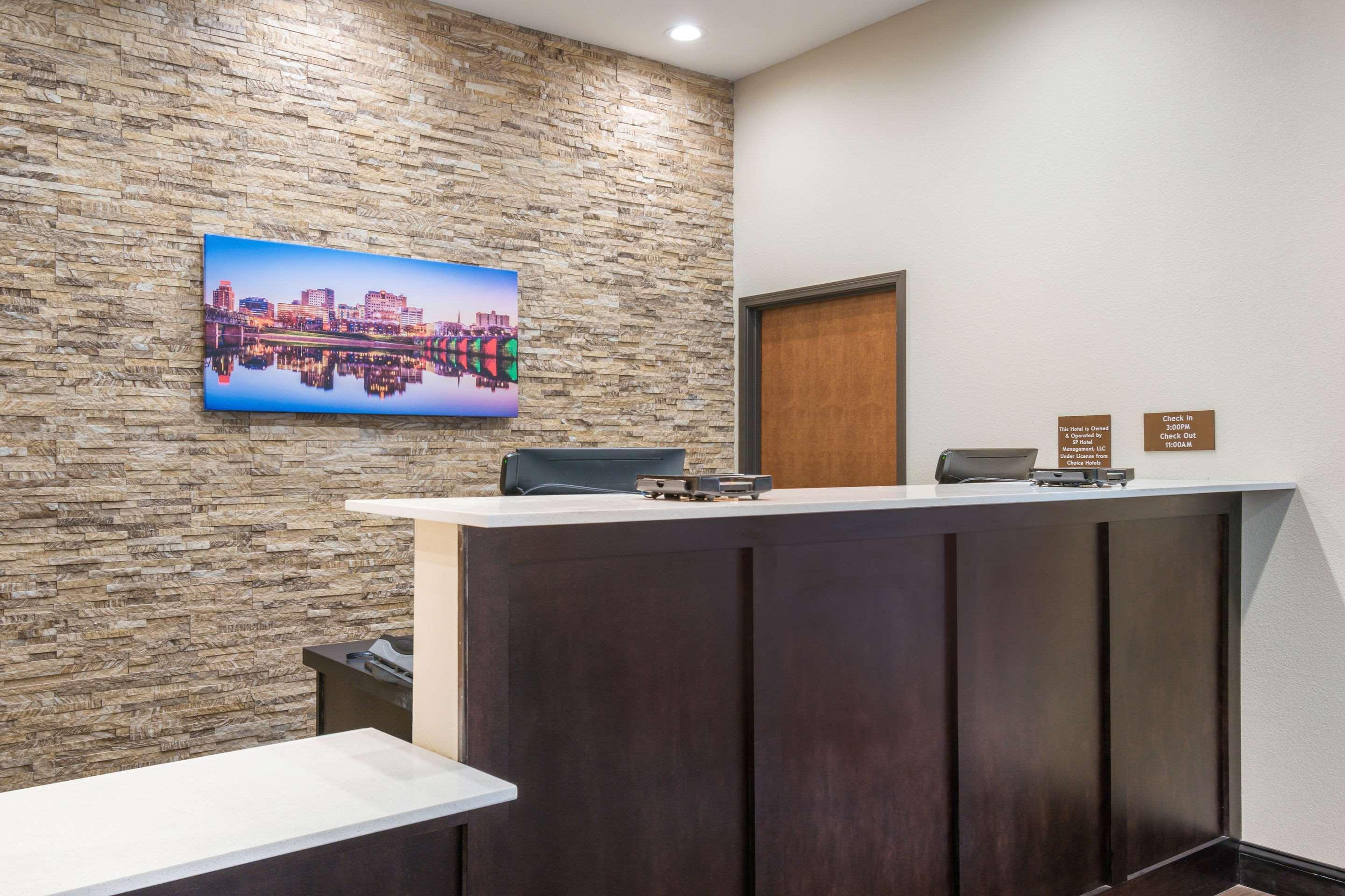 Comfort Inn & Suites Harrisburg - Hershey West Екстериор снимка